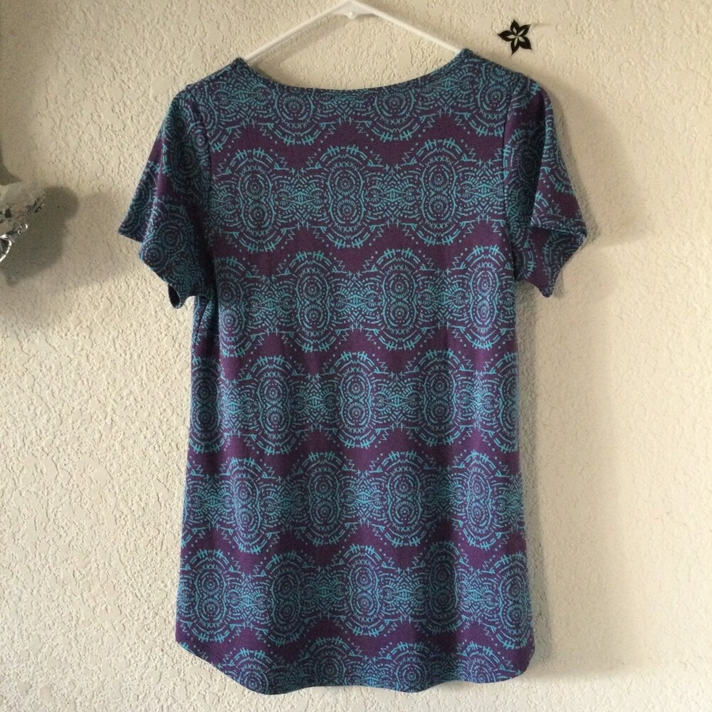 Lularoe tee - Picture 3 of 3